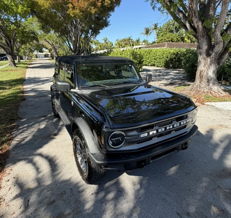 2023 Ford Bronco 6th Gen - Image 10 of 30