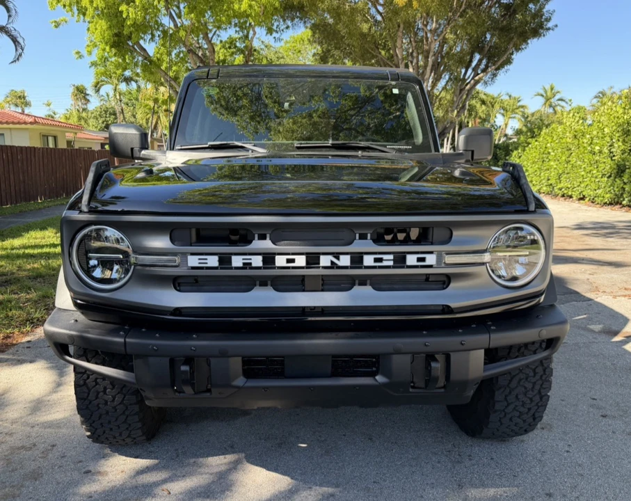 2023 Ford Bronco 6th Gen - Image 9 of 30