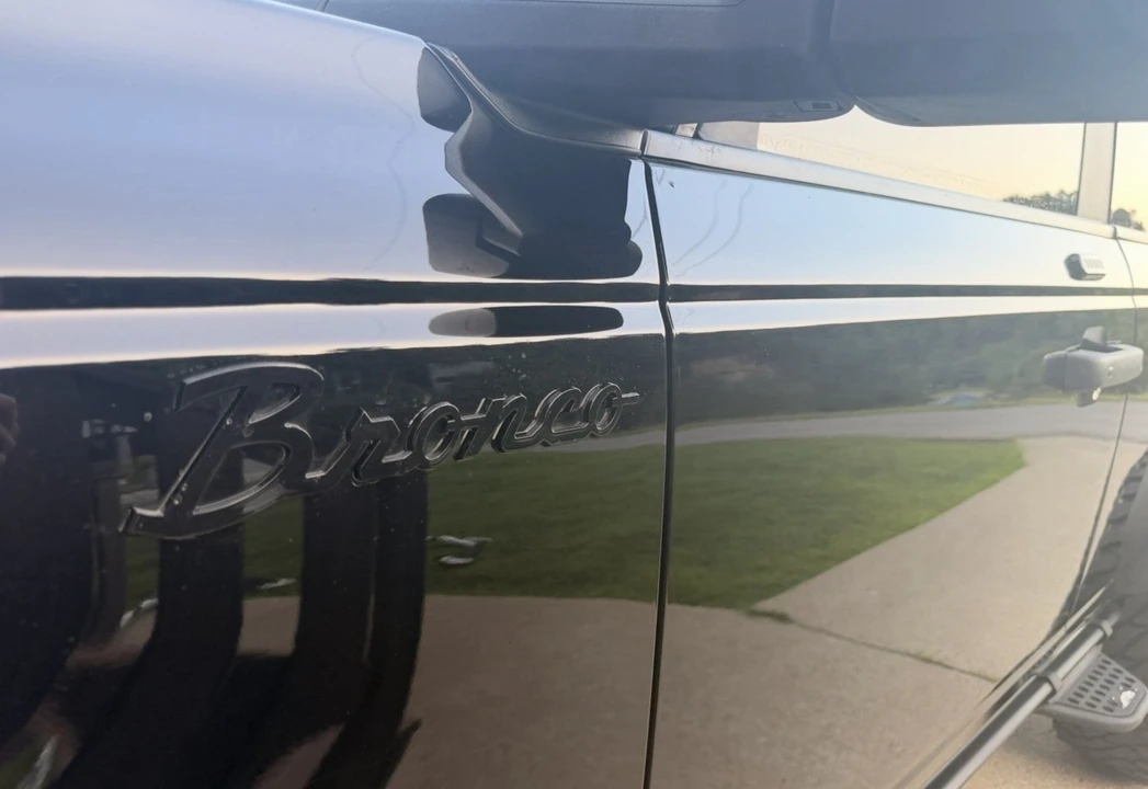2023 Ford Bronco 6th Gen - Image 4 of 9