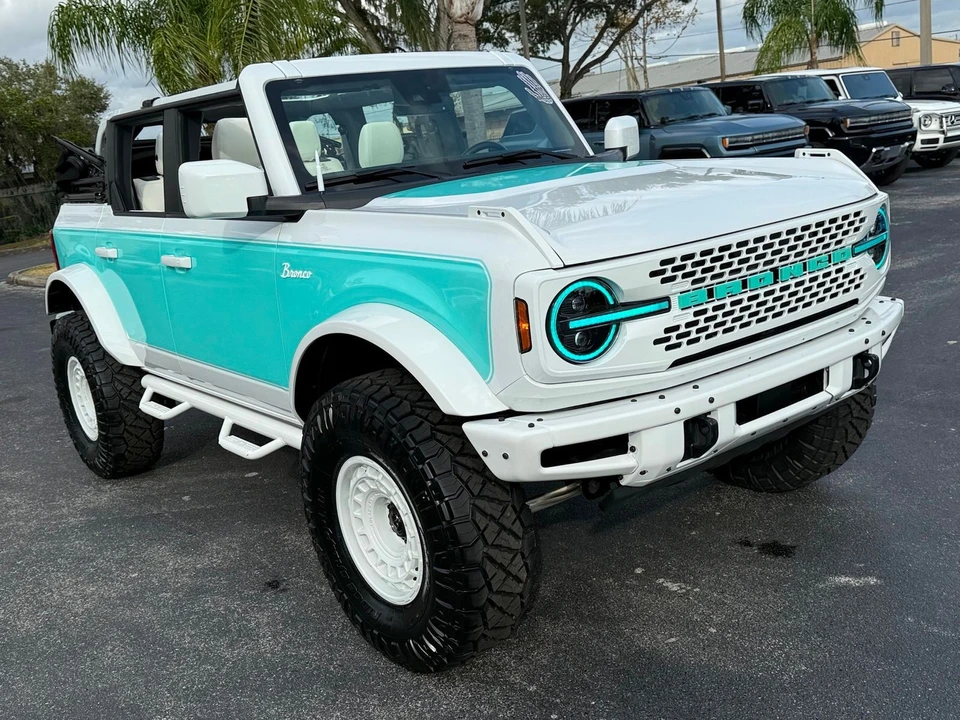 2023 Ford Bronco 6th Gen - Image 7 of 12