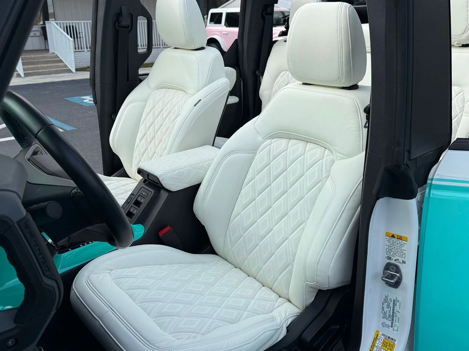 2023 Ford Bronco 6th Gen - Image 11 of 12