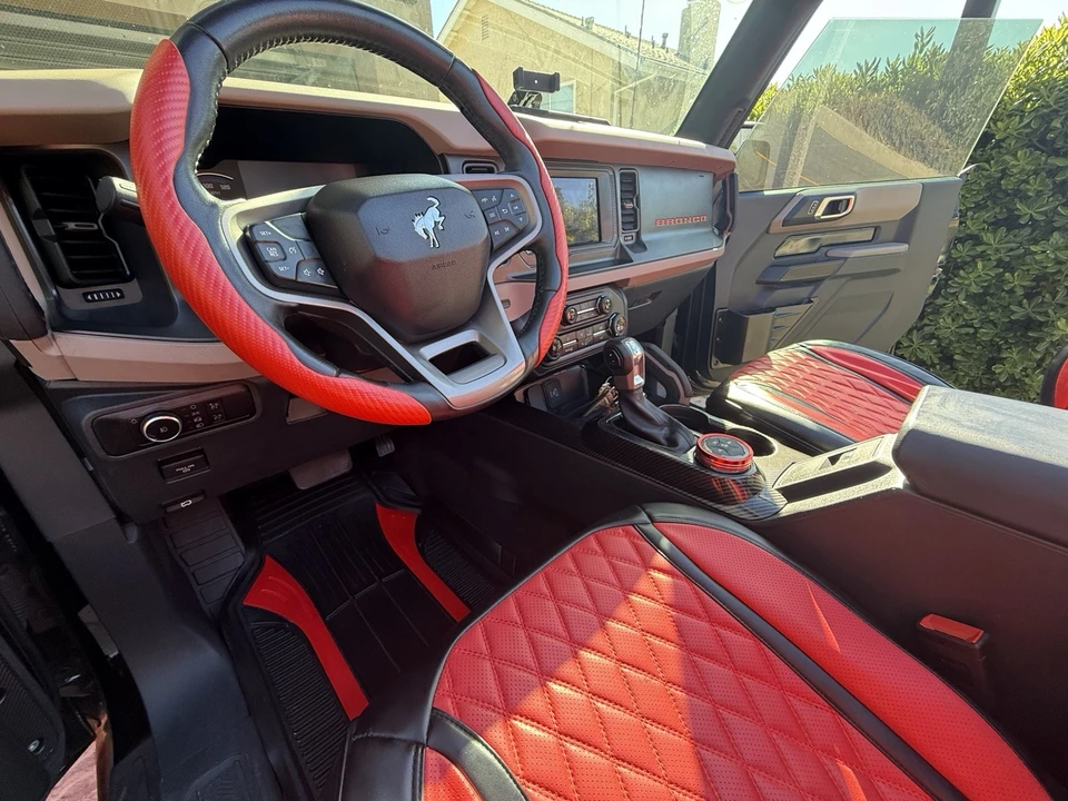 2023 Ford Bronco 6th Gen - Image 5 of 17