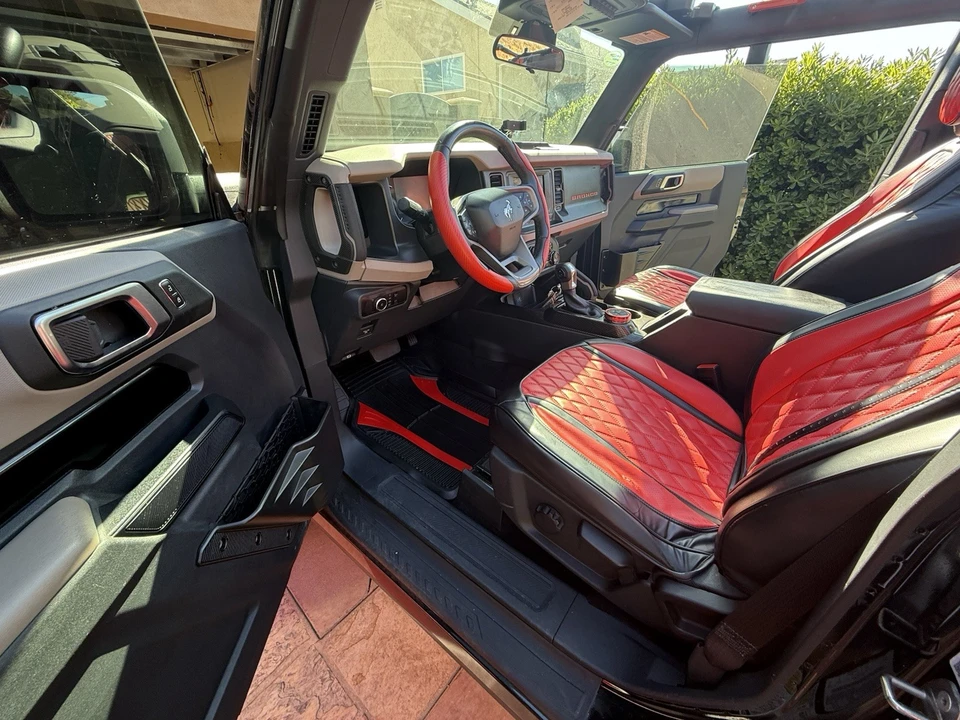 2023 Ford Bronco 6th Gen - Image 7 of 17