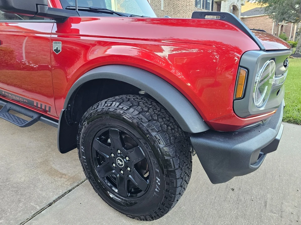 2023 Ford Bronco 6th Gen - Image 17 of 21