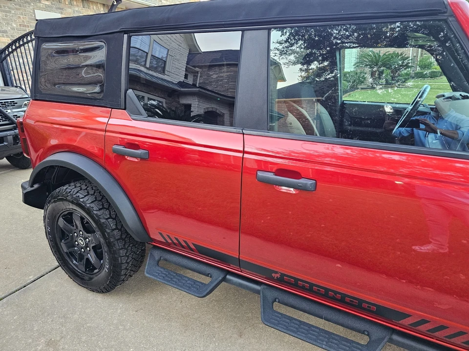2023 Ford Bronco 6th Gen - Image 15 of 21