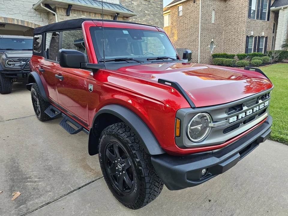 2023 Ford Bronco 6th Gen - Image 18 of 21