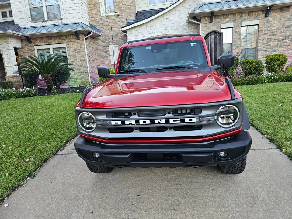 2023 Ford Bronco 6th Gen - Image 20 of 21