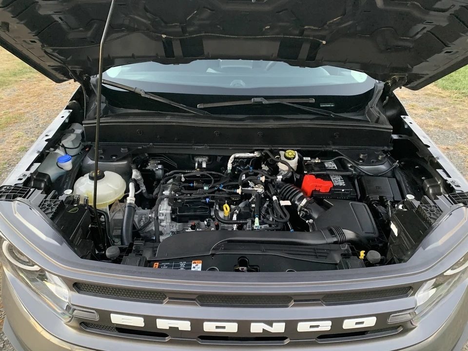 2023 Ford Bronco 6th Gen - Image 9 of 21
