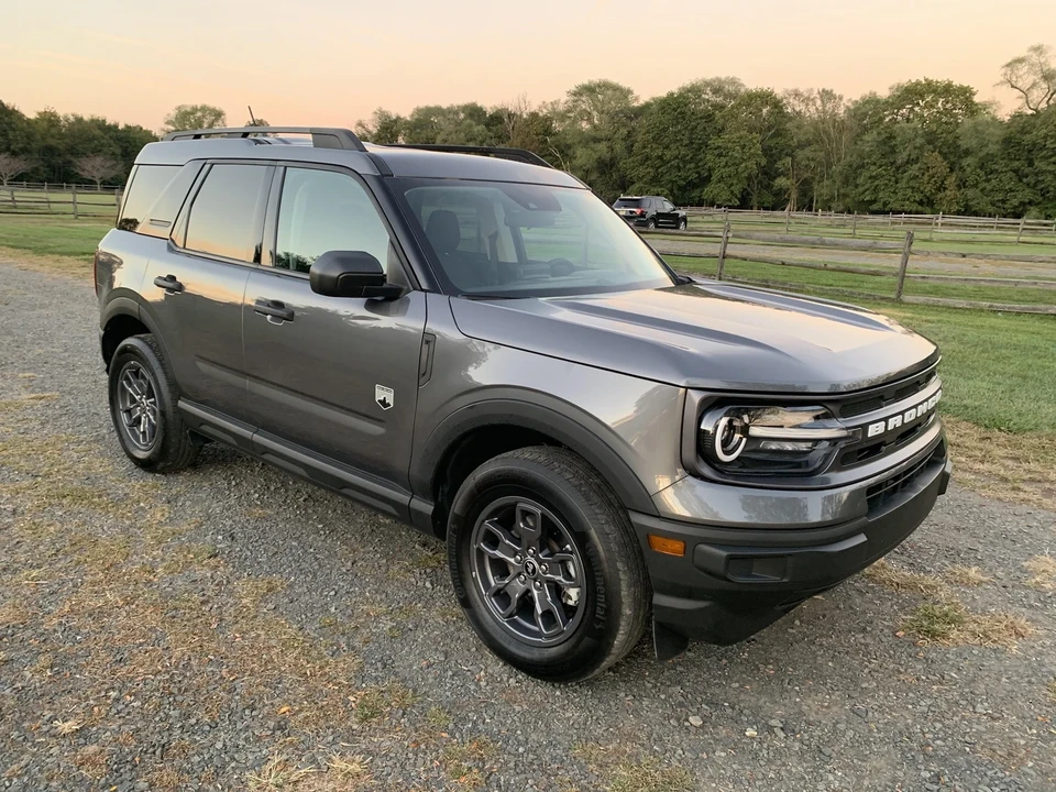2023 Ford Bronco 6th Gen - Image 3 of 21