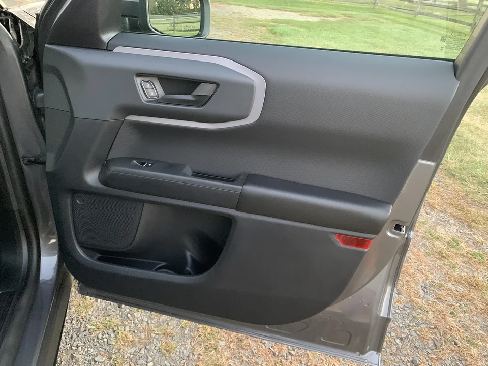 2023 Ford Bronco 6th Gen - Image 20 of 21