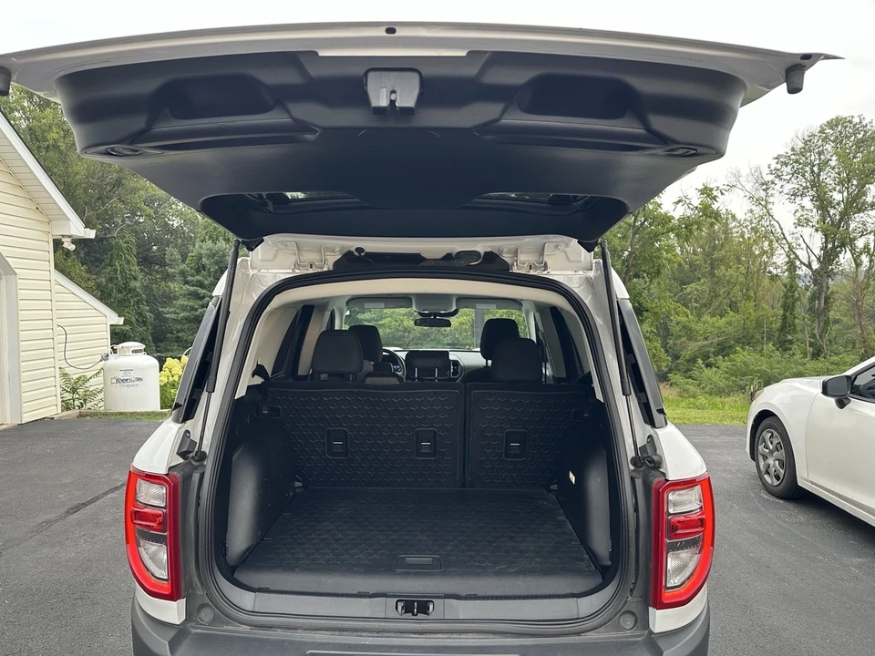 2023 Ford Bronco 6th Gen - Image 5 of 13