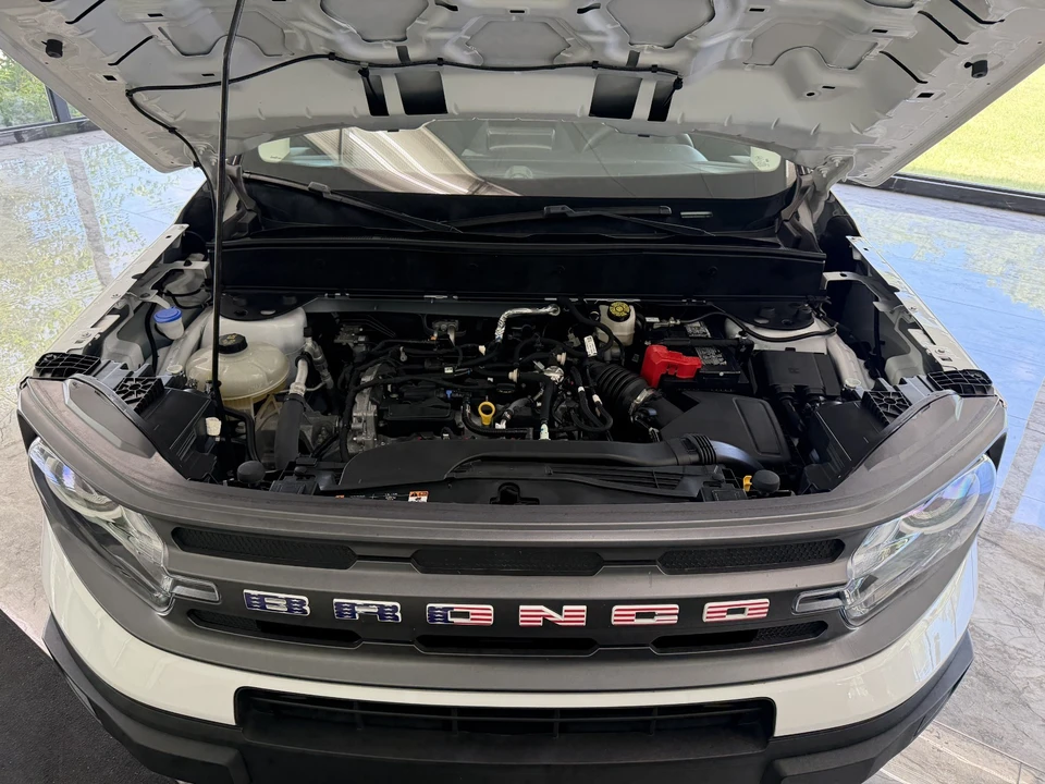 2023 Ford Bronco 6th Gen - Image 21 of 24