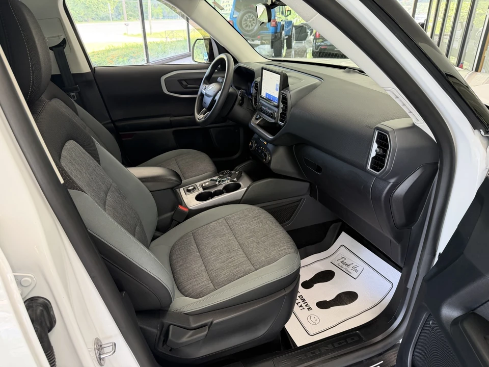 2023 Ford Bronco 6th Gen - Image 15 of 24