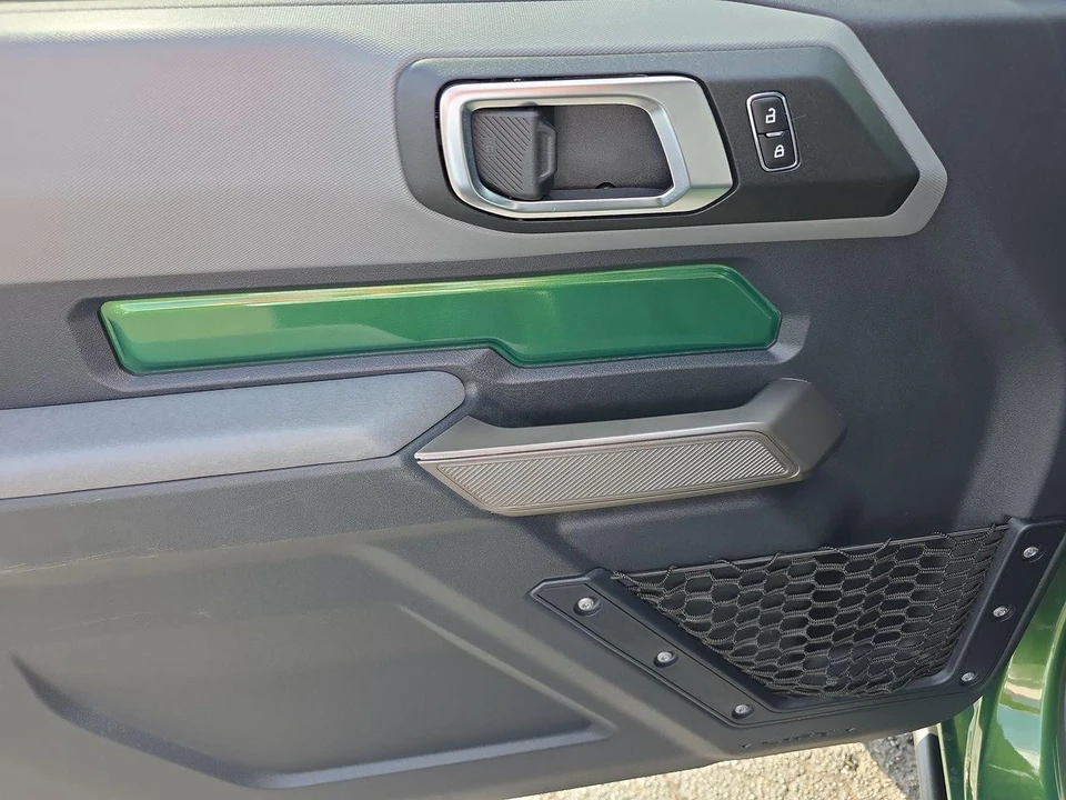 2023 Ford Bronco 6th Gen - Image 5 of 30