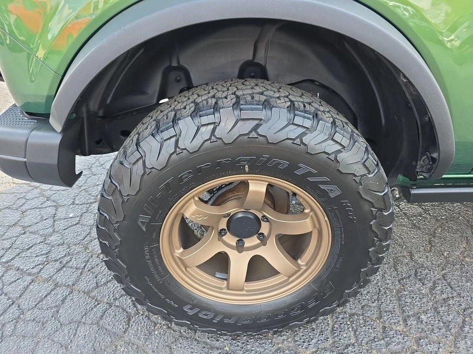 2023 Ford Bronco 6th Gen - Image 17 of 30