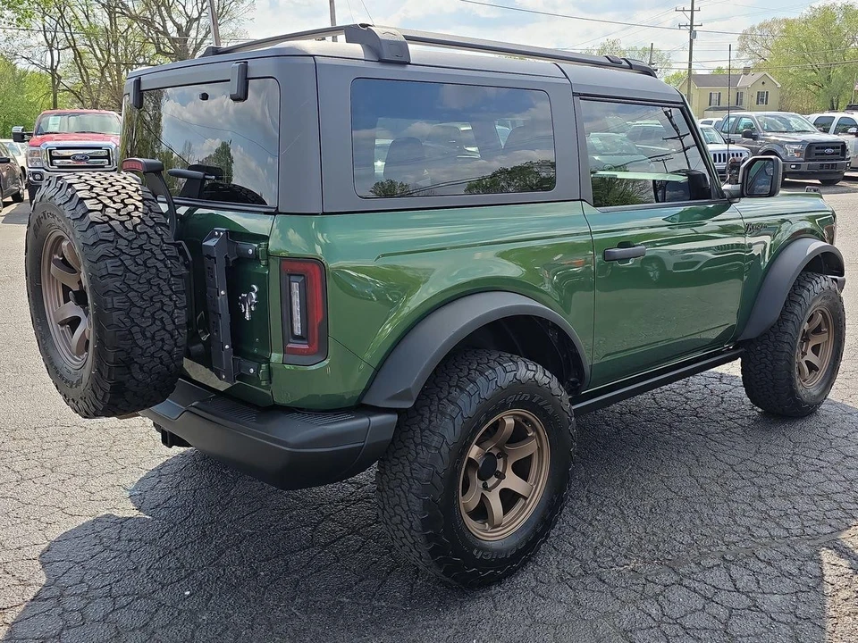 2023 Ford Bronco 6th Gen - Image 2 of 30