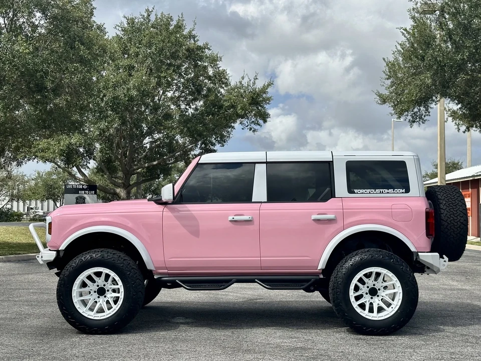2023 Ford Bronco 6th Gen - Image 3 of 21
