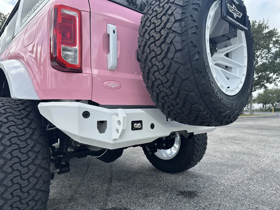 2023 Ford Bronco 6th Gen - Image 5 of 21
