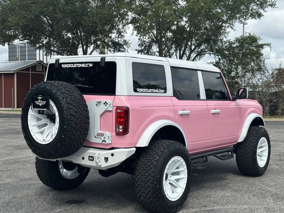 2023 Ford Bronco 6th Gen - Image 8 of 21