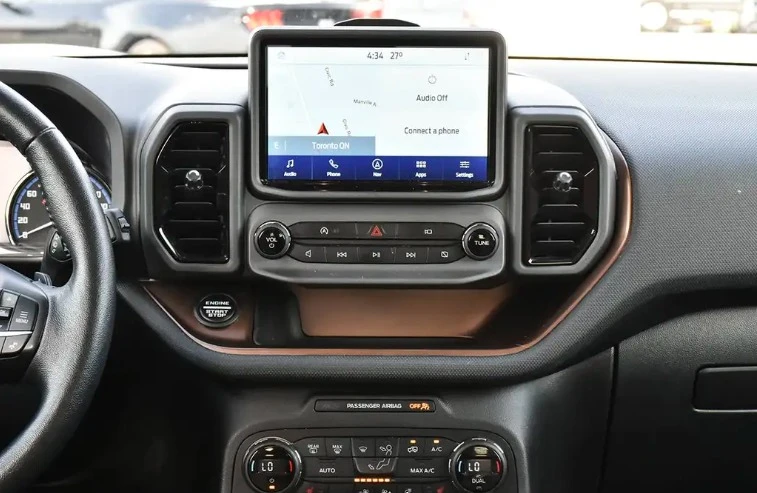 2023 Ford Bronco 6th Gen - Image 16 of 19