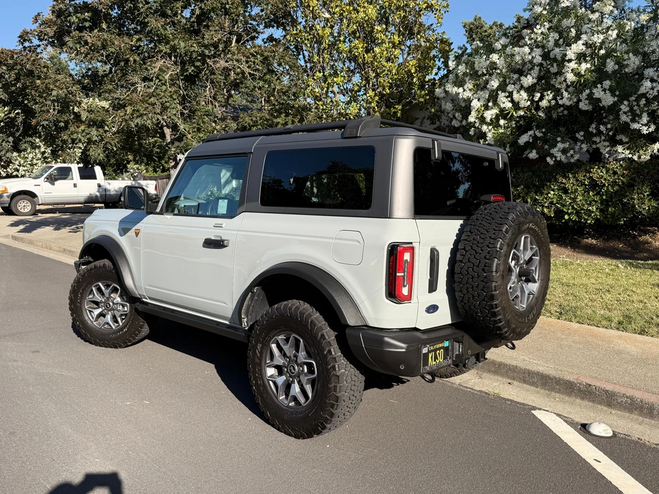 2023 Ford Bronco 6th Gen - Image 11 of 31