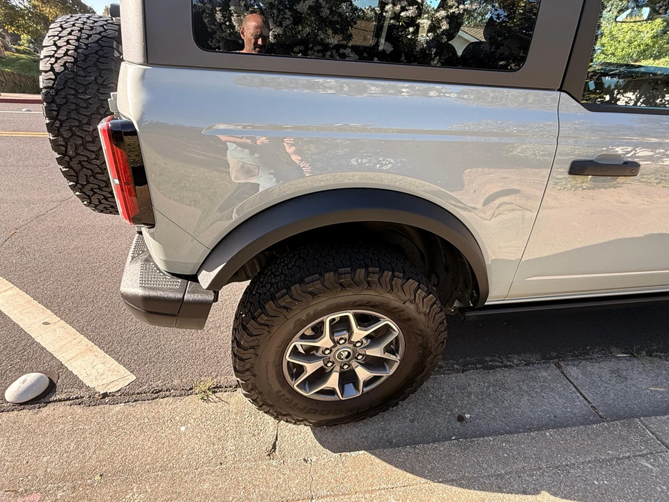 2023 Ford Bronco 6th Gen - Image 23 of 31