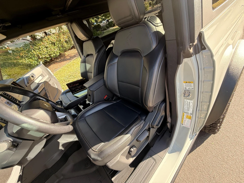 2023 Ford Bronco 6th Gen - Image 29 of 31