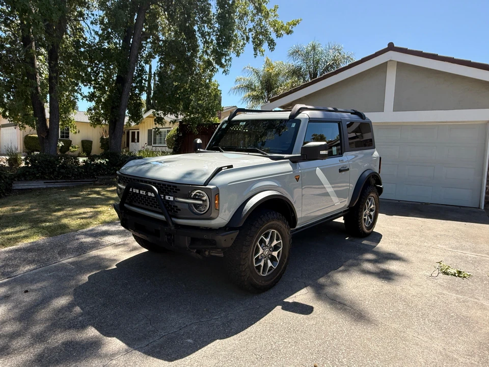 2023 Ford Bronco 6th Gen - Image 9 of 31