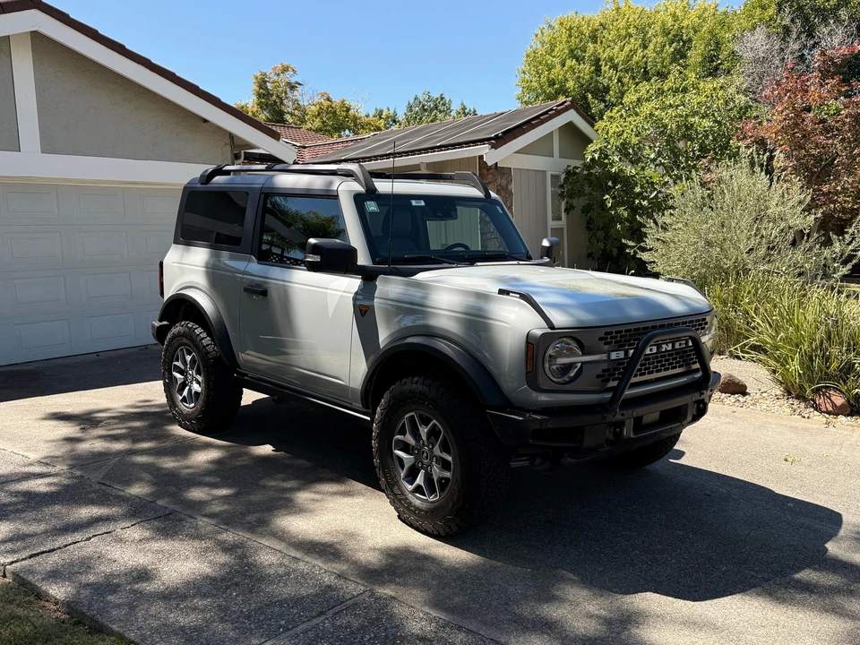 2023 Ford Bronco 6th Gen - Image 15 of 31
