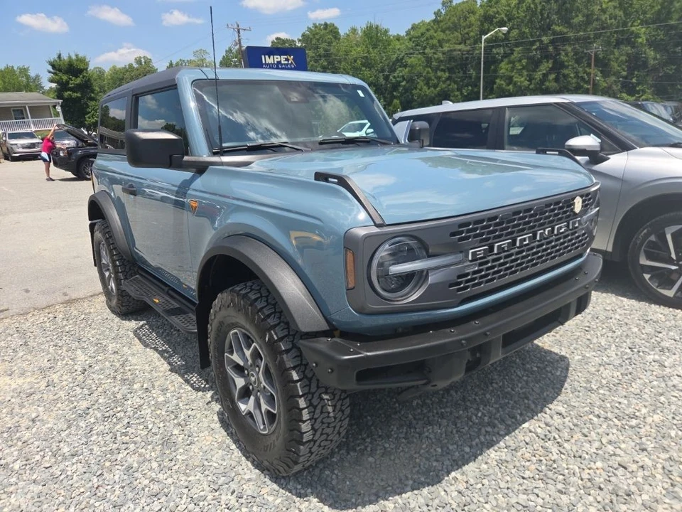 2023 Ford Bronco 6th Gen - Image 2 of 5