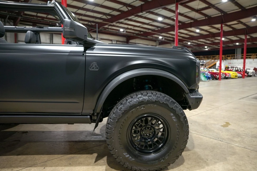 2023 Ford Bronco 6th Gen - Image 11 of 12
