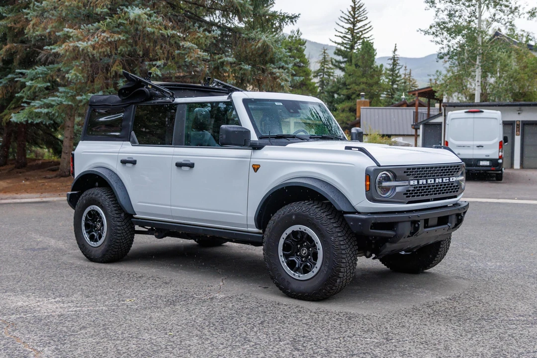 2023 Ford Bronco 6th Gen - Image 9 of 31