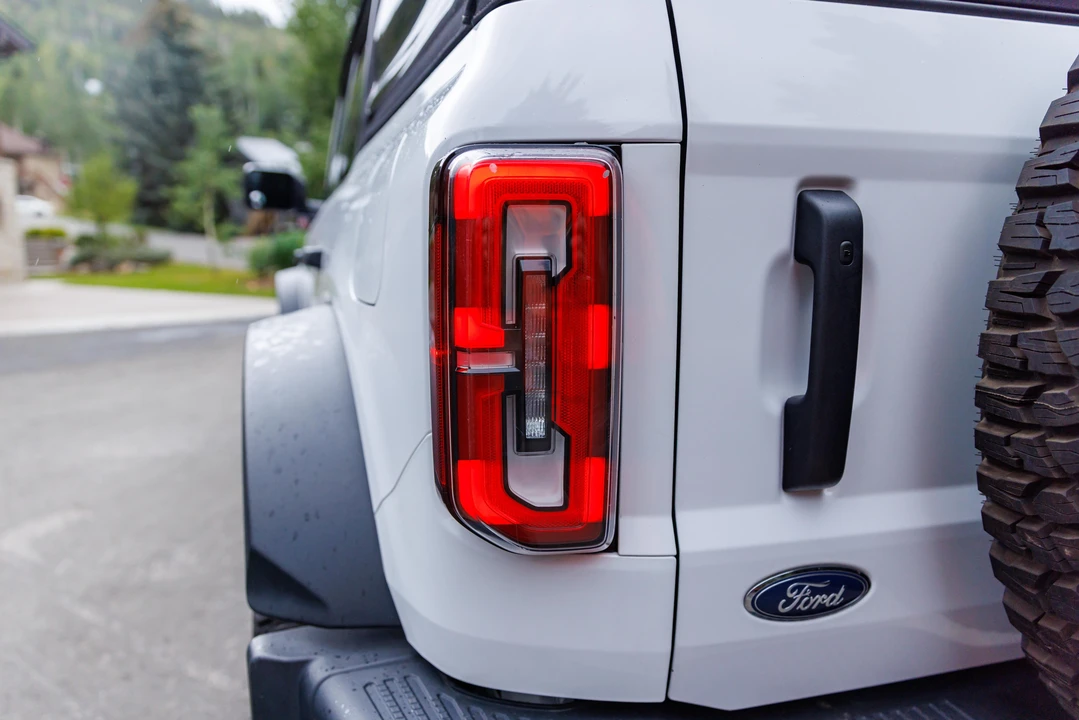 2023 Ford Bronco 6th Gen - Image 14 of 31