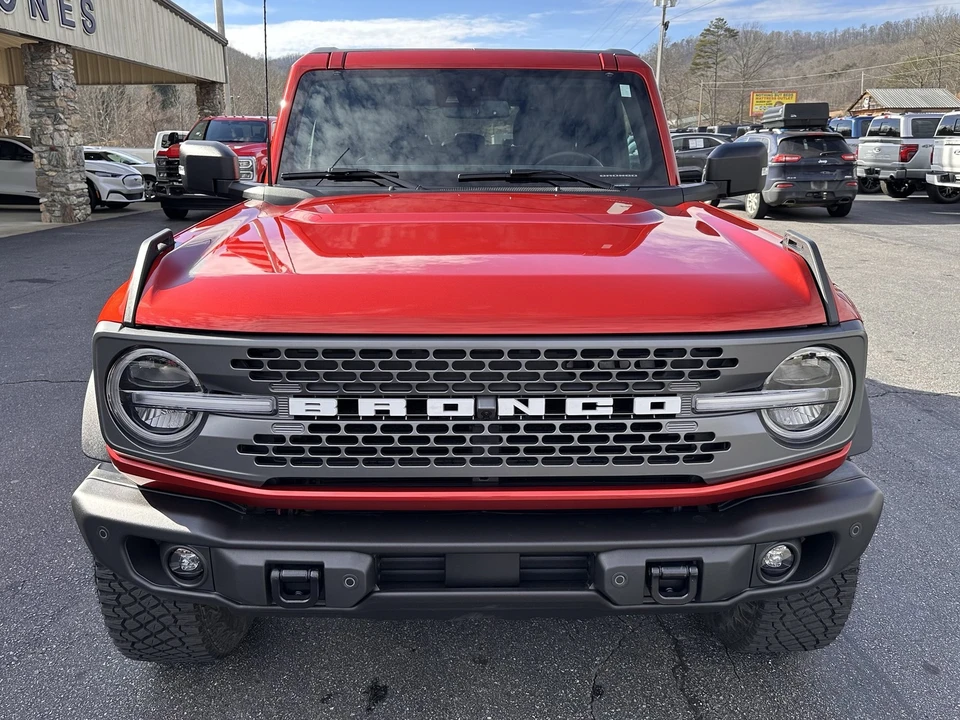 2023 Ford Bronco 6th Gen - Image 3 of 12