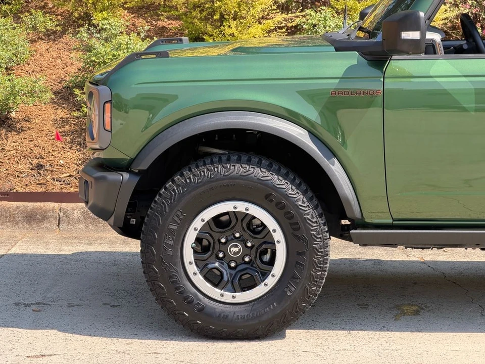 2023 Ford Bronco 6th Gen - Image 11 of 21