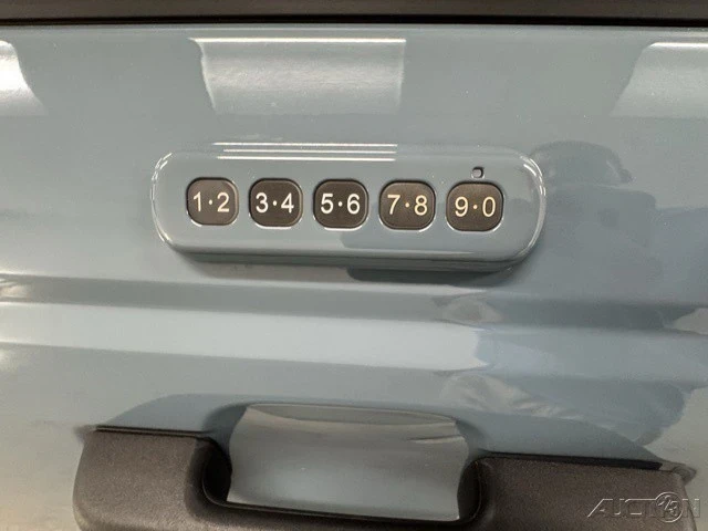 2023 Ford Bronco 6th Gen - Image 10 of 12