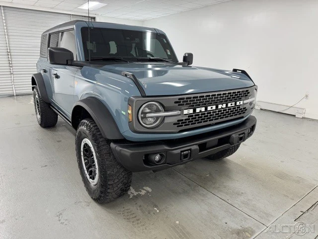 2023 Ford Bronco 6th Gen - Image 3 of 12