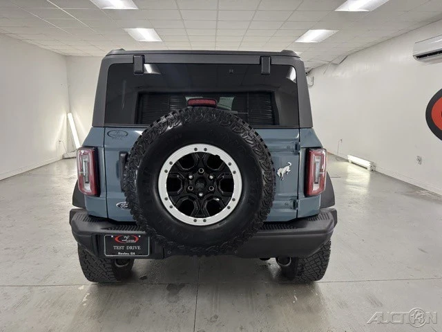 2023 Ford Bronco 6th Gen - Image 5 of 12