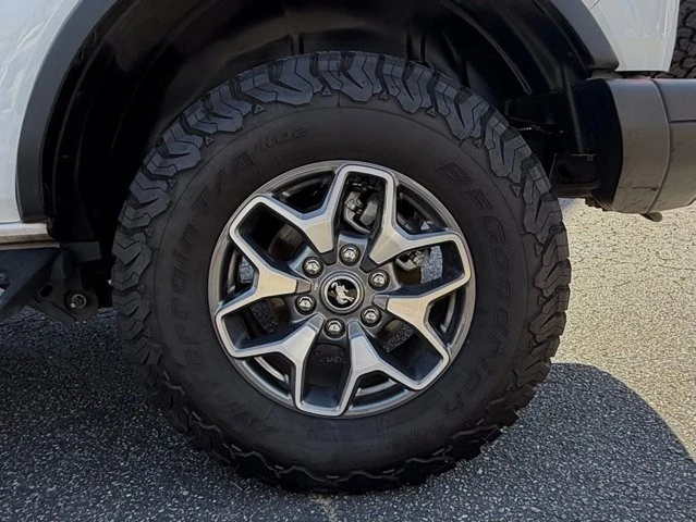 2023 Ford Bronco 6th Gen - Image 14 of 31