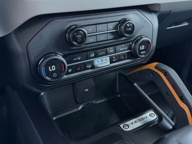 2023 Ford Bronco 6th Gen - Image 28 of 31