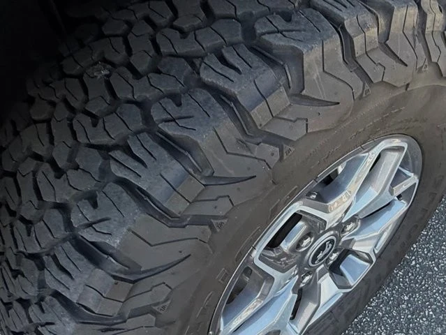 2023 Ford Bronco 6th Gen - Image 15 of 31