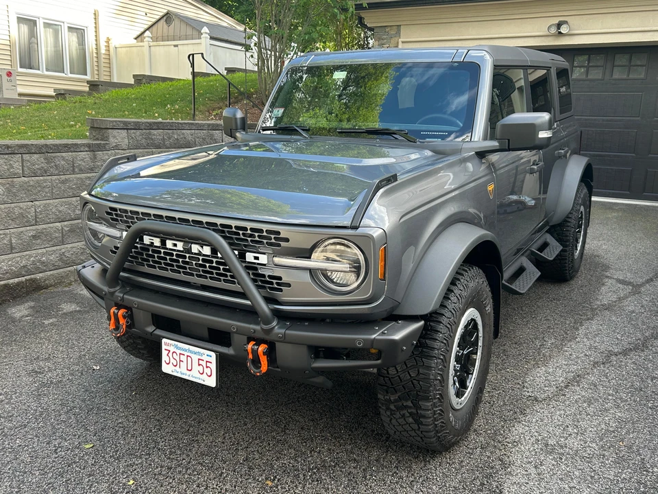 2023 Ford Bronco 6th Gen - Image 8 of 31
