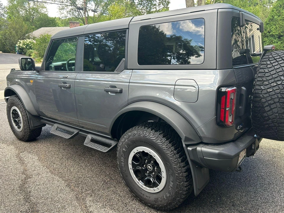 2023 Ford Bronco 6th Gen - Image 11 of 31