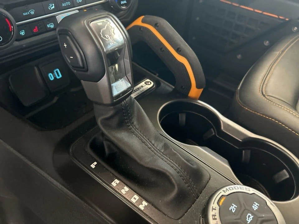 2023 Ford Bronco 6th Gen - Image 9 of 12
