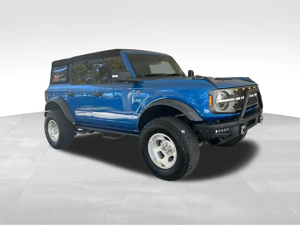 2023 Ford Bronco 6th Gen - Image 2 of 12