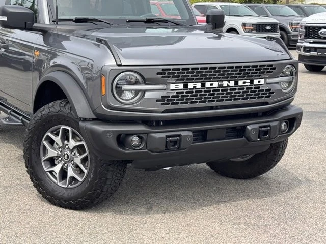 2023 Ford Bronco 6th Gen - Image 3 of 21
