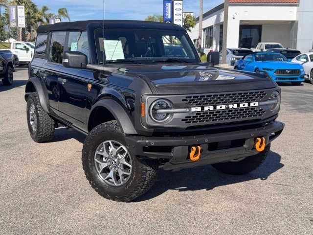 2023 Ford Bronco 6th Gen - Image 2 of 21