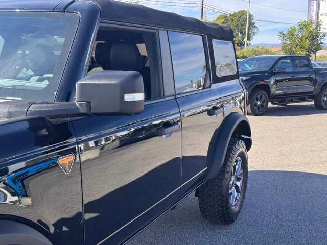 2023 Ford Bronco 6th Gen - Image 9 of 30
