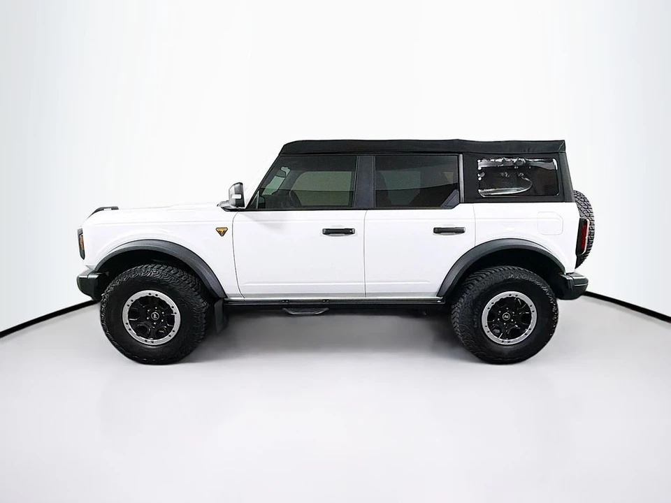 2023 Ford Bronco 6th Gen - Image 4 of 21