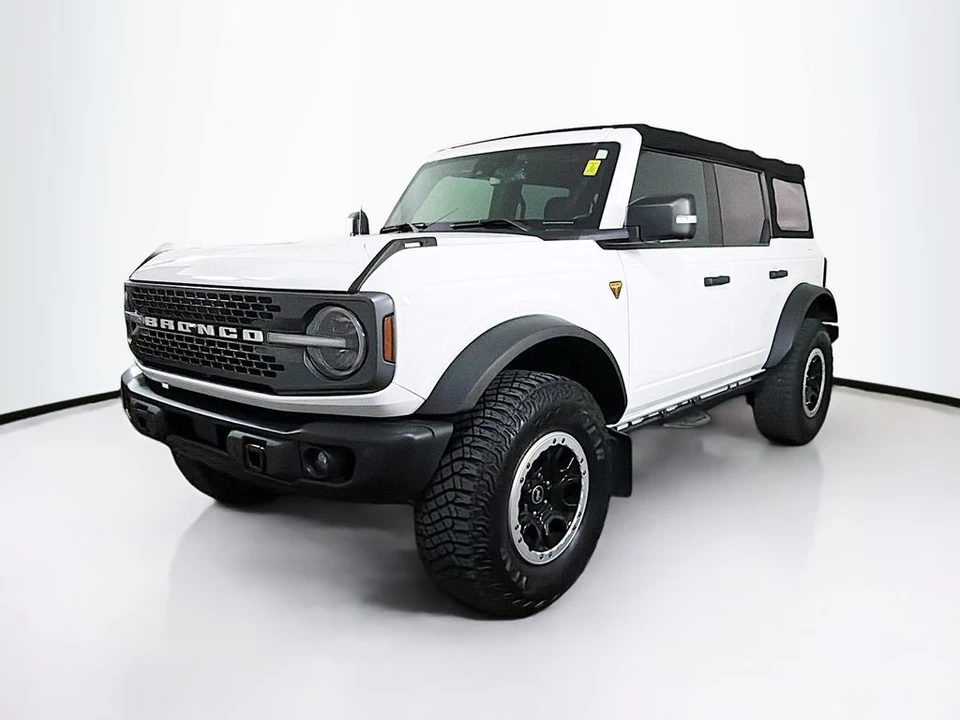 2023 Ford Bronco 6th Gen - Image 3 of 21